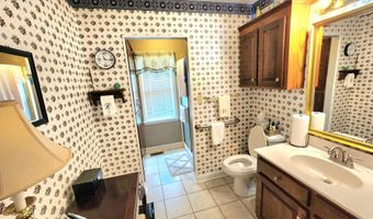 1731 Halltown Rd, Autryville, NC 28318