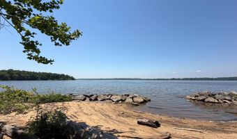 1304 BRYAN POINT Rd, Accokeek, MD 20607