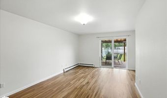9112 Lakehurst Dr, Anchorage, AK 99502
