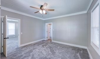 1320 N 9th St, Arkansas City, KS 67005