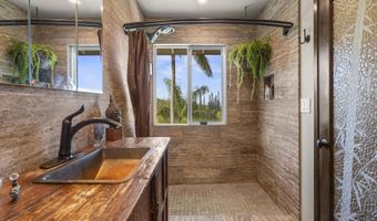 245 N HONOKALA Rd A, Haiku, HI 96708