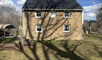 275 S Rd, Arthurdale, WV 26520