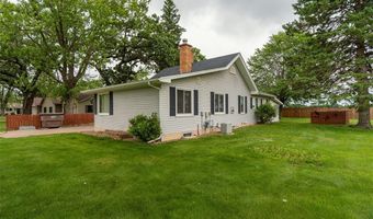 N6098 County Road N, Arkansaw, WI 54721
