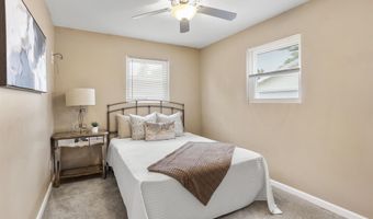 1318 W HARRIS St, Appleton, WI 54914