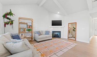 731 Dillon St, Bentonville, AR 72713