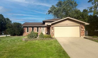 3851 N GALENA Ct, Arlington Heights, IL 60004