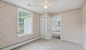 200 Waterman Lake Dr, Glocester, RI 02814