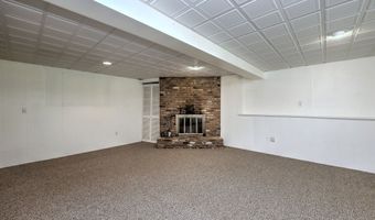 128 Cedar Ln, Beacon Falls, CT 06403