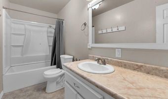 19358 Hill St, Anderson, CA 96007