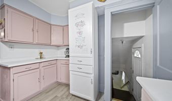 40 Walnut St, Ashville, OH 43103