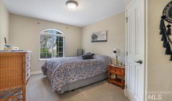 1801 E 3900 N, Buhl, ID 83316