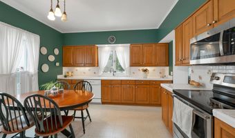19 Church St, Alton, NH 03809