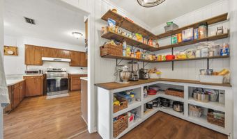 4040 Pine St, Arkadelphia, AR 71923