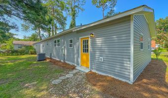 913 Virginia Pl, Bainbridge, GA 39819