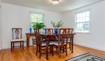 170 Pilgrim Pkwy, Warwick, RI 02888