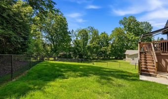 27 Hickory Dr, Barboursville, WV 25504