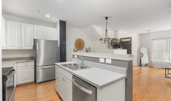 42245 BLACK ROCK Ter, Aldie, VA 20105