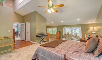 14 Shelton Branch Rd, Barnardsville, NC 28709