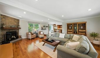 10 Peter Dr, Allamuchy Twp., NJ 07840