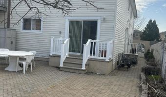 385 Brookfield Ave, Staten Island, NY 10308