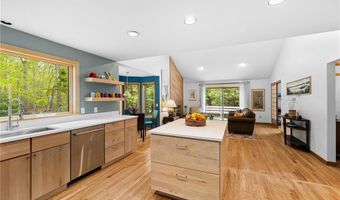 38 River Run, East Greenwich, RI 02818