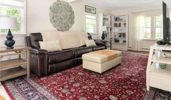 1038 South Rd, East Greenwich, RI 02818