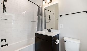 23156 HORSESHOE TRAIL Sq, Ashburn, VA 20148
