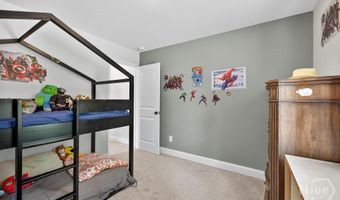 151 Rolling Woods Ln, Hull, GA 30646