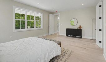 2902 VISTA St NE, Washington, DC 20018