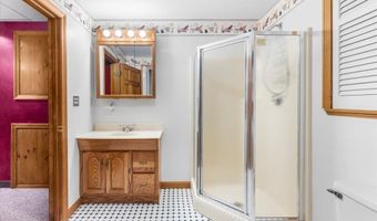136 Bernard Cir, Abington, MA 02351