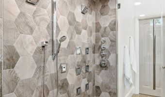 47 Soaring Bird Ct, Las Vegas, NV 89135