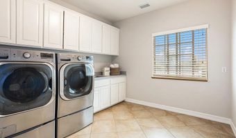 3196 Crystal Ct, Escondido, CA 92025