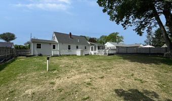 28 Freeman St, Avon, MA 02322