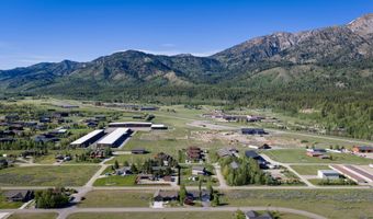 216 COLUMBINE St, Alpine, WY 83128