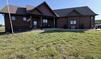 1524 Beechwood Dr, Aurora, NE 68818