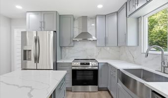 2391 HOLLY SPRINGS Rd, Amissville, VA 20106