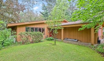 2720 Parkway Ct, Wisconsin Rapids, WI 54494