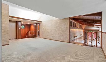 5531 LONG Ct, Appleton, WI 54914