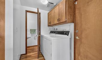738 Fairway Ct, Ashland, OR 97520