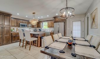 116 N Howard St, Bardstown, KY 40004