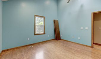 1 A Heritage Rd, Columbia, CT 06237