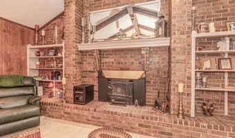 957 Hwy 259 S, De Kalb, TX 75559
