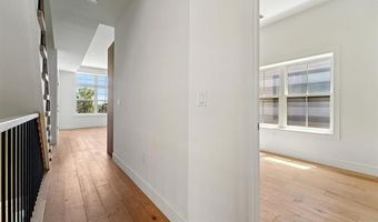90 E 27TH St, Bayonne, NJ 07002