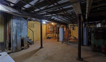332 River St, Woonsocket, RI 02895