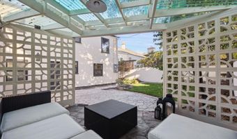 1728 Cambridge Dr, Alameda, CA 94501