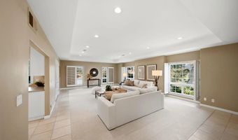 425 Loma Larga, Solana Beach, CA 92075