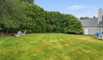 20 Sherman Ave, Bristol, RI 02809