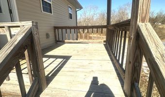 362 Oak St, Big Sandy, TN 38221
