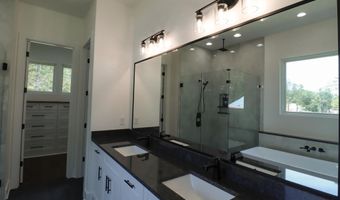 3076 Avilla Manor Trl, Alexander, AR 72002