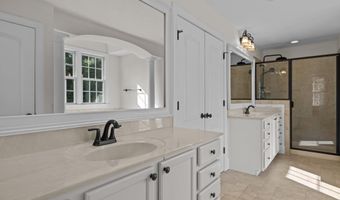 3005 Canopy Woods Dr, Apex, NC 27539